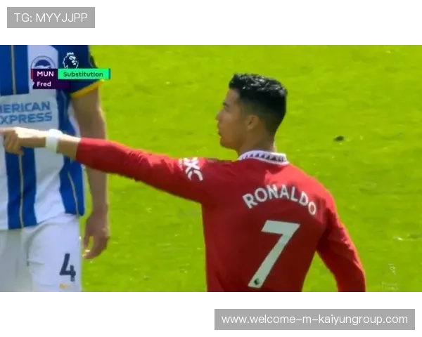 C罗回归曼联，滕哈赫破解更衣室密码的挑战